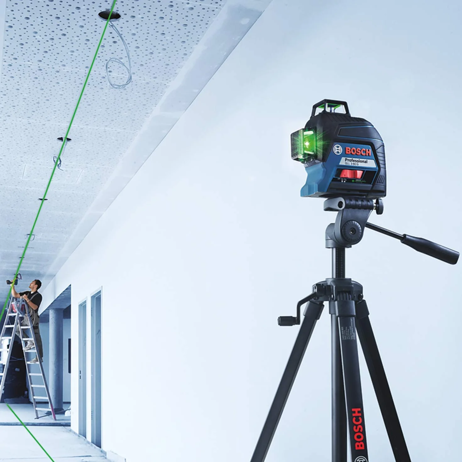 Bosch Professional Laser liniowy GLL 3-80 G (zielona wiązka, do pracy w pomieszczeniach, zasięg pracy: 30 m, 4baterie AA, walizka)