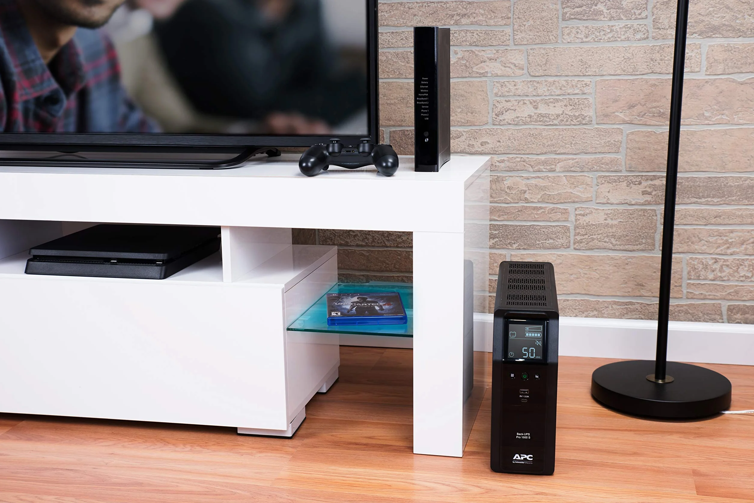 APC BR1600SI UPS