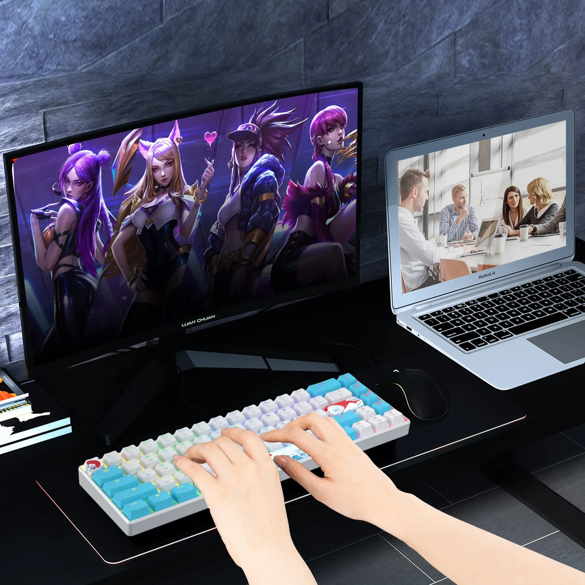 Przewodowa mechaniczna klawiatura do gier 65% z niebieskim przełącznikiem RGB 68 klawiszy N-Key Rollover do PC PS5 Xbox niebieski