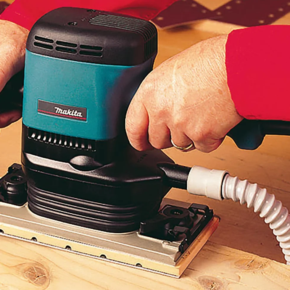 Makita 9046J szlifierka oscylacyjna 600 W w MAKPAC,