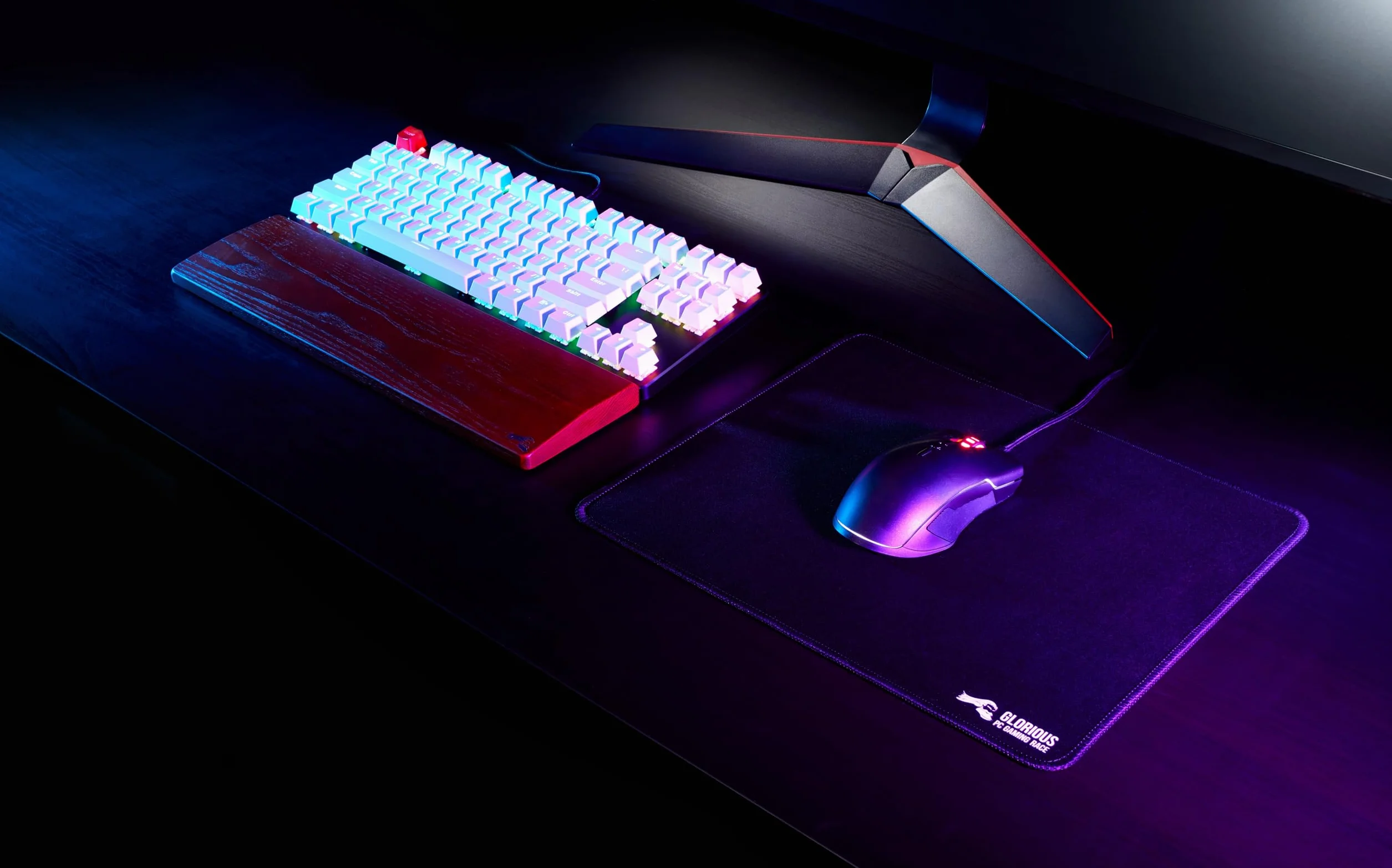 Glorious GMMK TKL gamingowa klawiatura mechaniczna Gateron Brown hot swap RGB biała