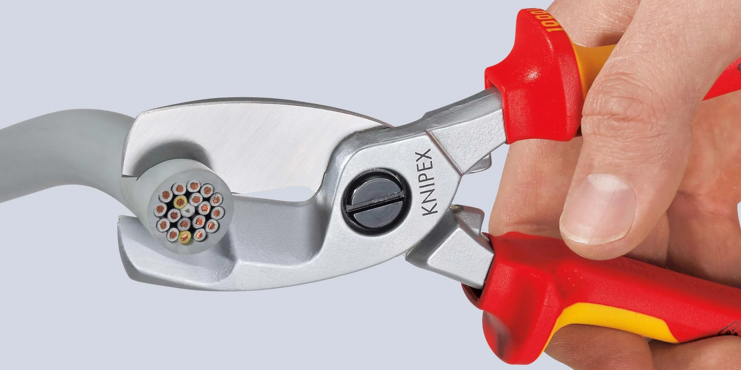 KNIPEX Nożyce do kabli z podwójnym ostrzem chromowany z wielokomponentowymi osłonkami, izolowane wg VDE 200 mm, 95 16 200