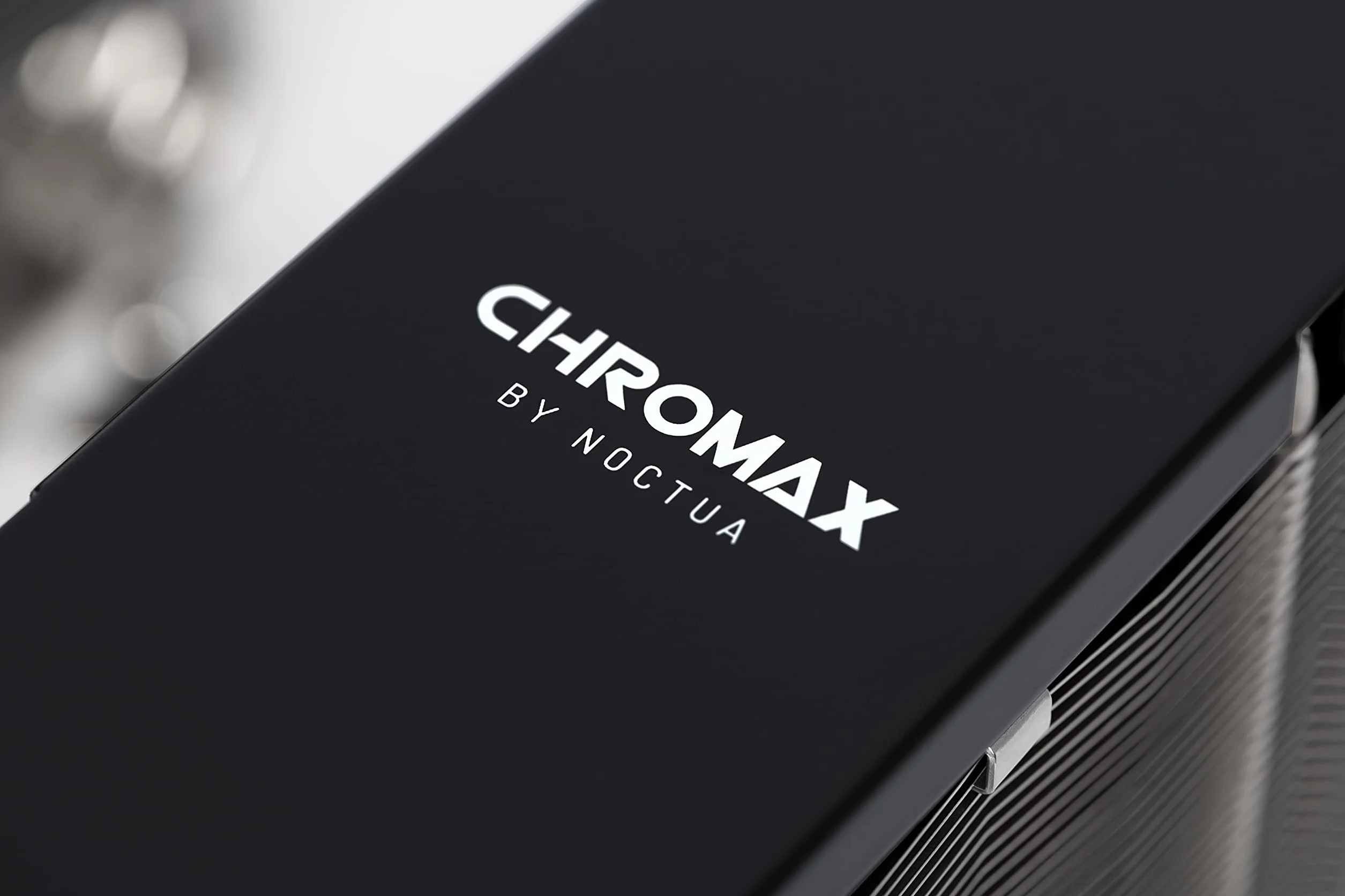Noctua NA-HC8 chromax.black Pokrywa Radiatora dla NH-U12A Czarna