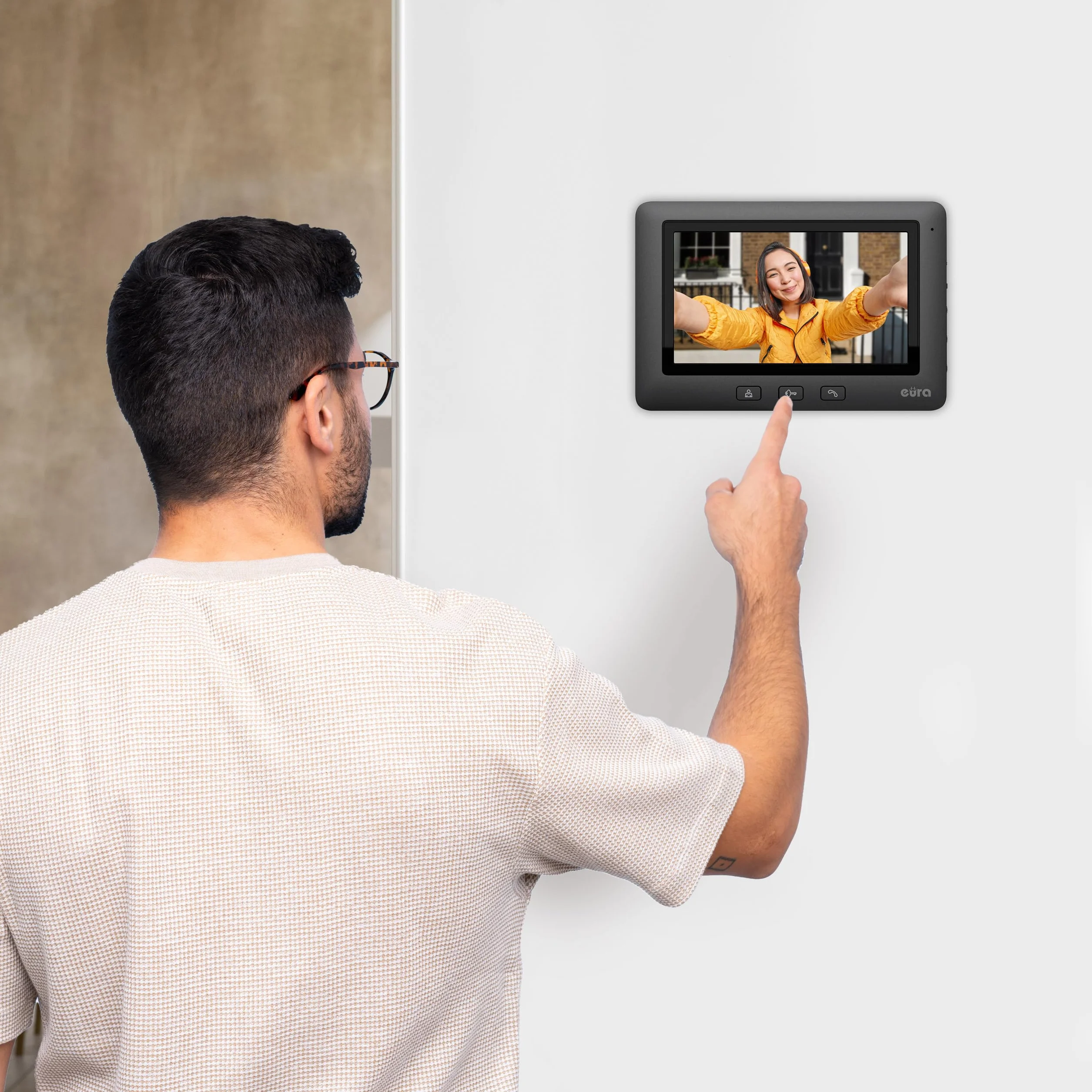 EURA VDP-45A3-TY Alpha+ TUYA WiFi wideodomofon, 4-przewodowy, kolorowy monitor 7", czarny