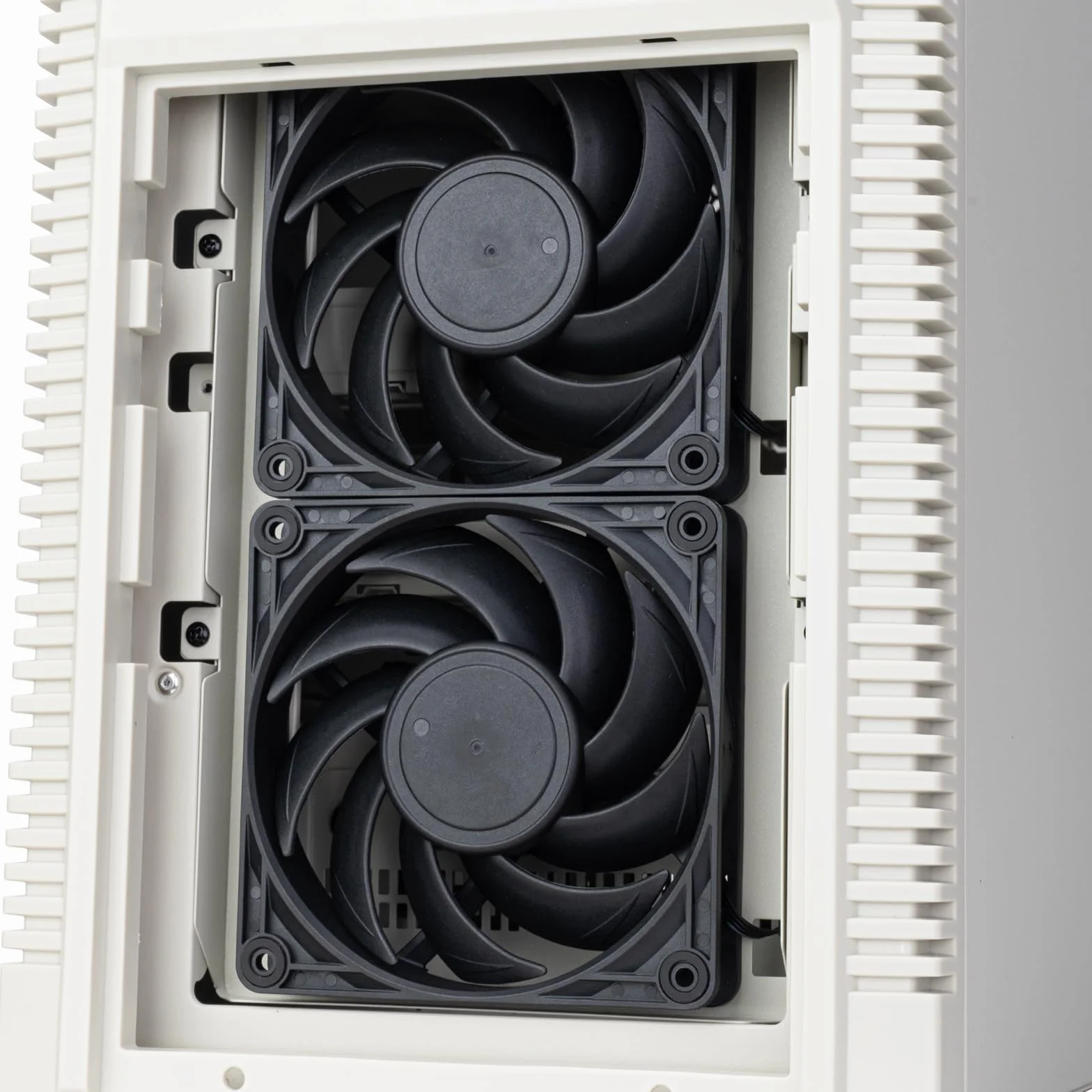 Silverstone Technology FLP02 obudowa typu tower retro SST-FLP02W