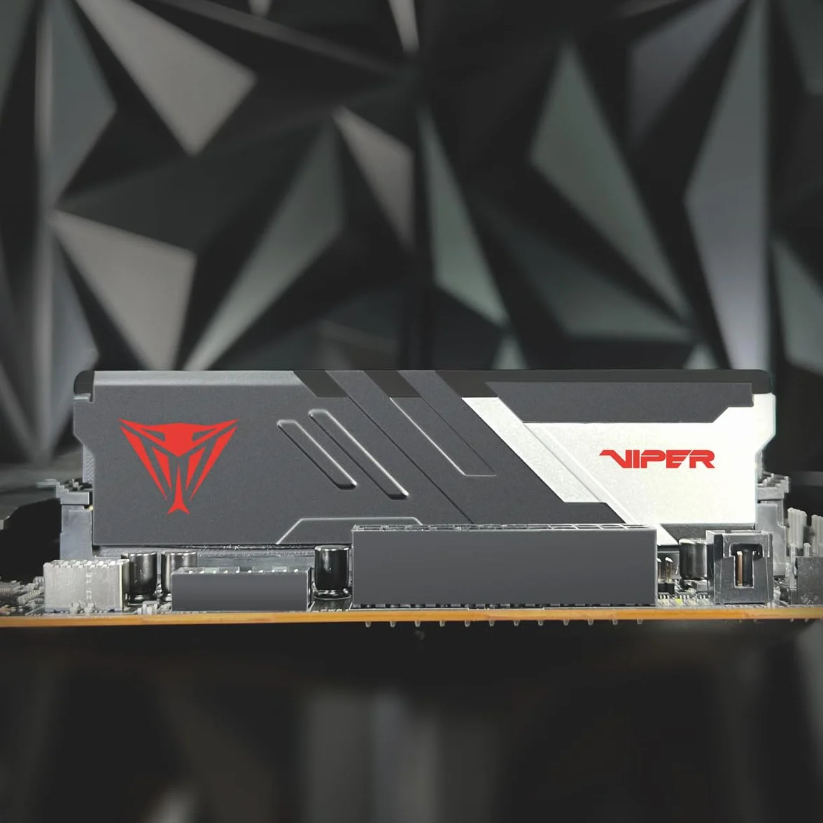 Patriot Viper Venom DDR5 16 GB (2 x 8 GB) 5600 MHz UDIMM zestaw pamięci do gier