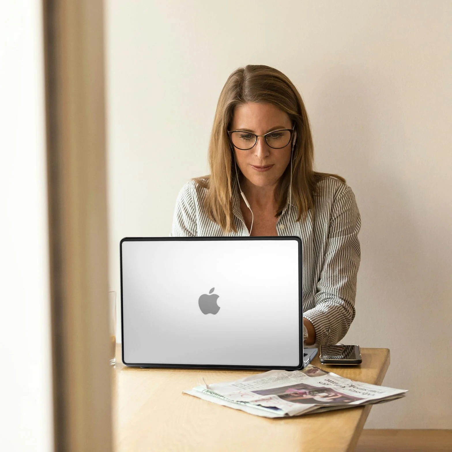 Etui do MacBook Air M3/M2 33.0 cm A3113 A2681 2024 2022 TPU PC matowa przezroczysta czarna