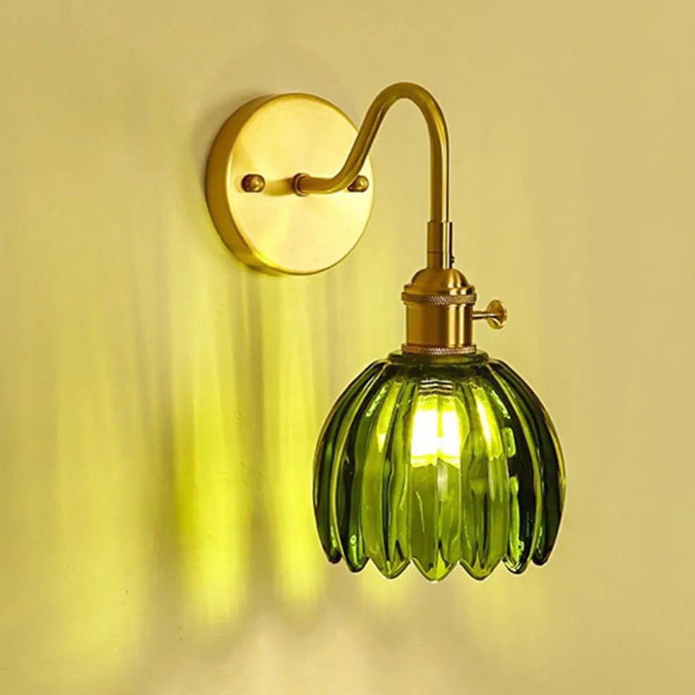 Lampa ścienna w stylu vintage, mosiężna, złota, z gwintem E27, z przełącznikiem i zielonym wzorem kwiatowym, szklany klosz, lampka nocna, dekoracyjna lampa do salonu, sypialni, restauracji, kawiarni,