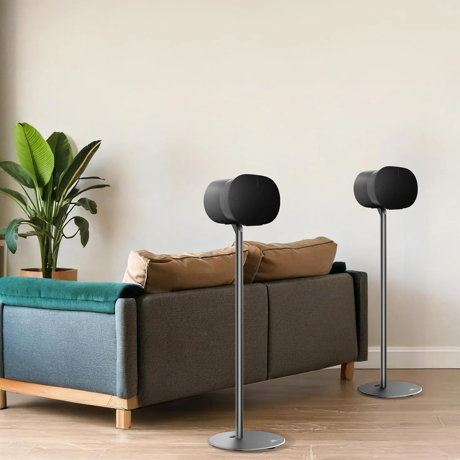 Maclean 2 x stojak podłogowy kompatybilny z Sonos ERA 300 | wysokość 714 mm | eleganckie wzornictwo z wbudowanym systemem zarządzania kablami | stabilna konstrukcja zapewnia optymalny dźwięk w kinie