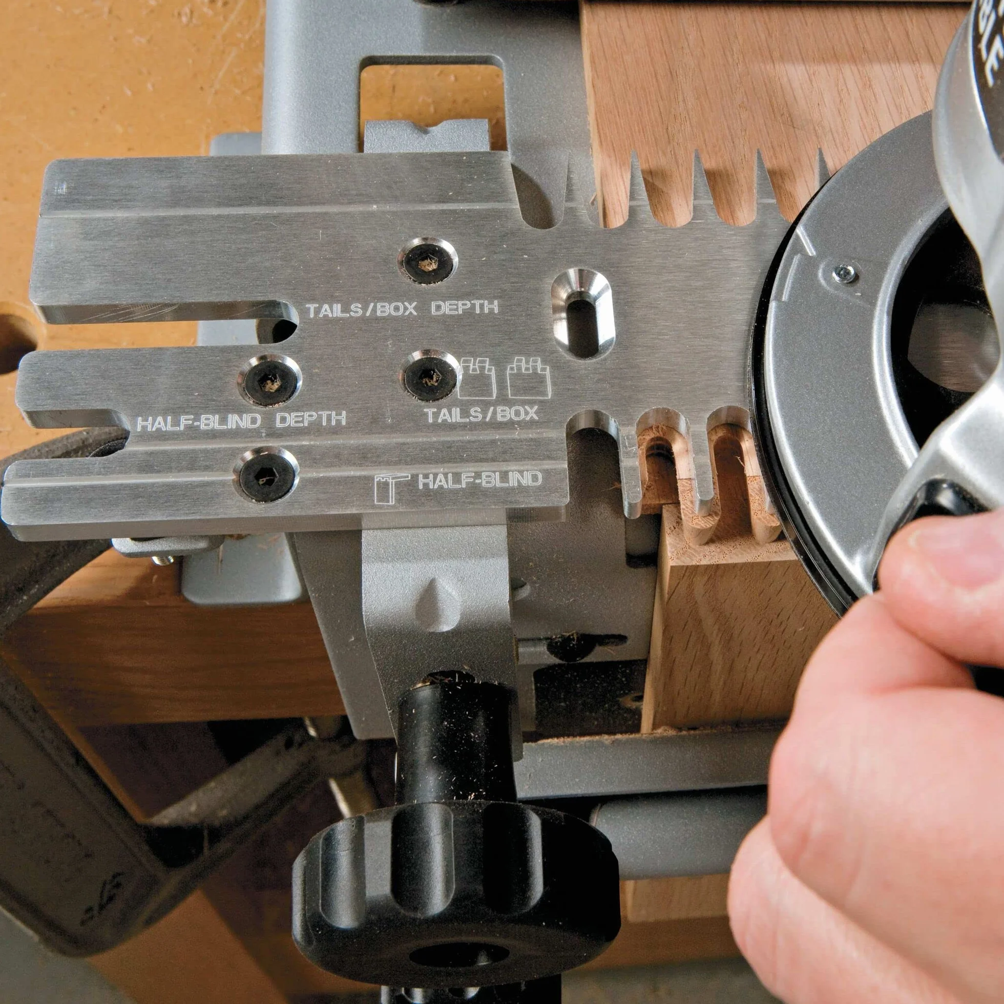 PORTER-CABLE 4216 Super Jig - przyrząd do jaskółczy ogon (4215 z mini zestawem szablonów)
