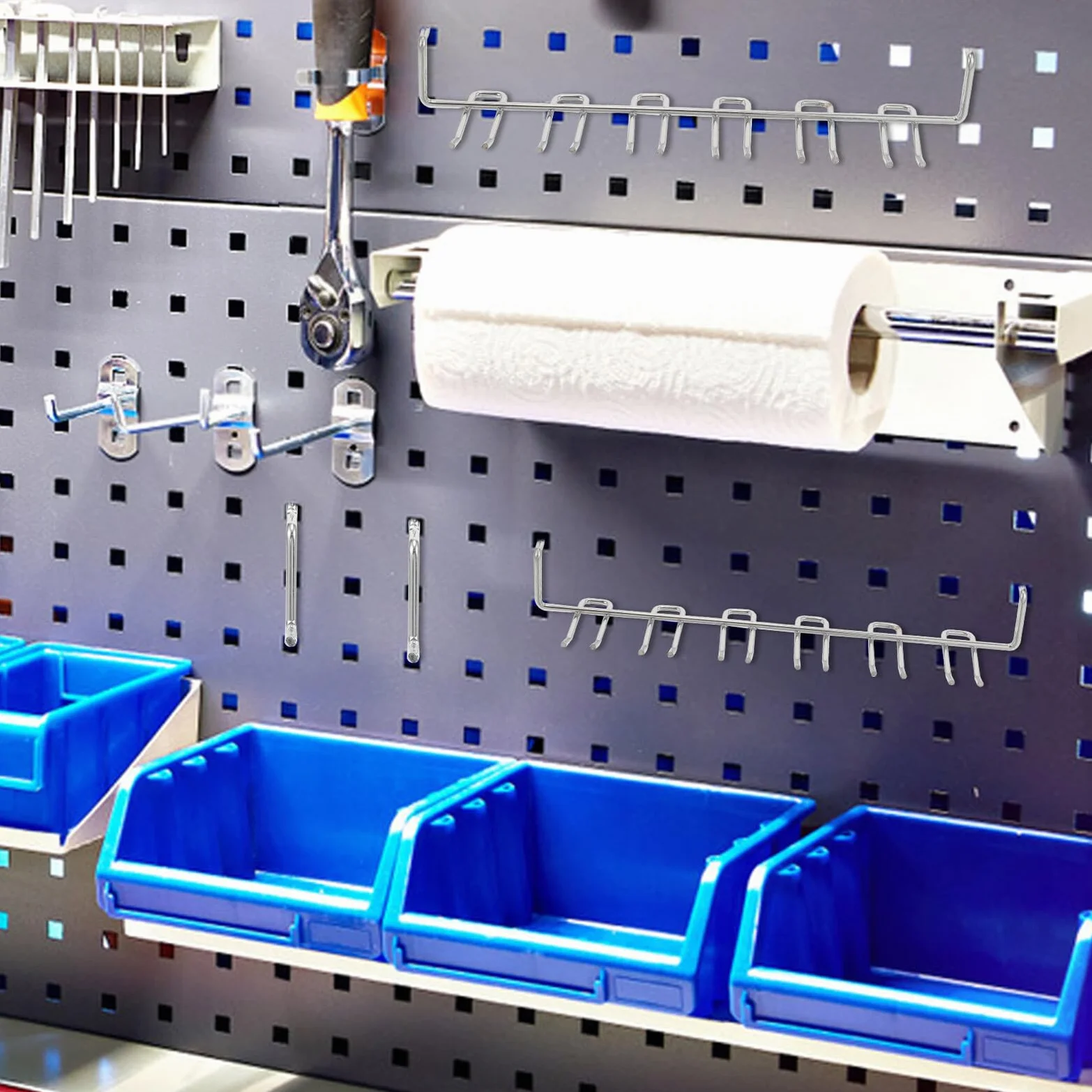 2 Zestawy Metalowe Do Pegboard z Antypoślizgowymi Osłonami Stóp Sztuk Wytrzymałe Uchwyty Do Organizacji Półkach Sklepowych i Warsztatowych Uniwersalne Akcesoria Kuchni i Garażu