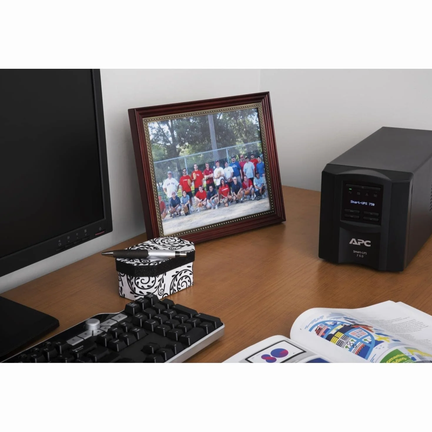 APC SMT750IC UPS