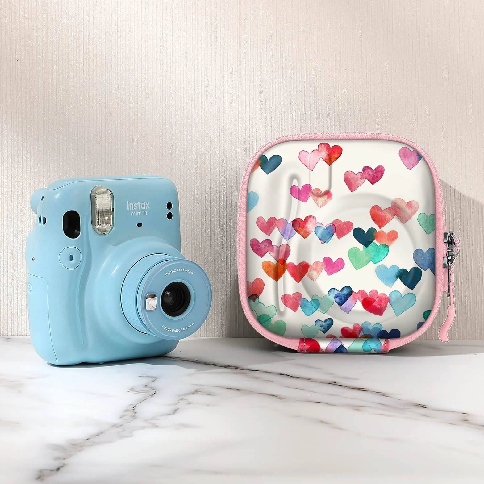 Fintie Etui ochronne do aparatu Fujifilm Instax Mini 11/9/8/7+/7s/40/90/70/25/26 - twarda obudowa odporna na wstrząsy z regulowanym paskiem