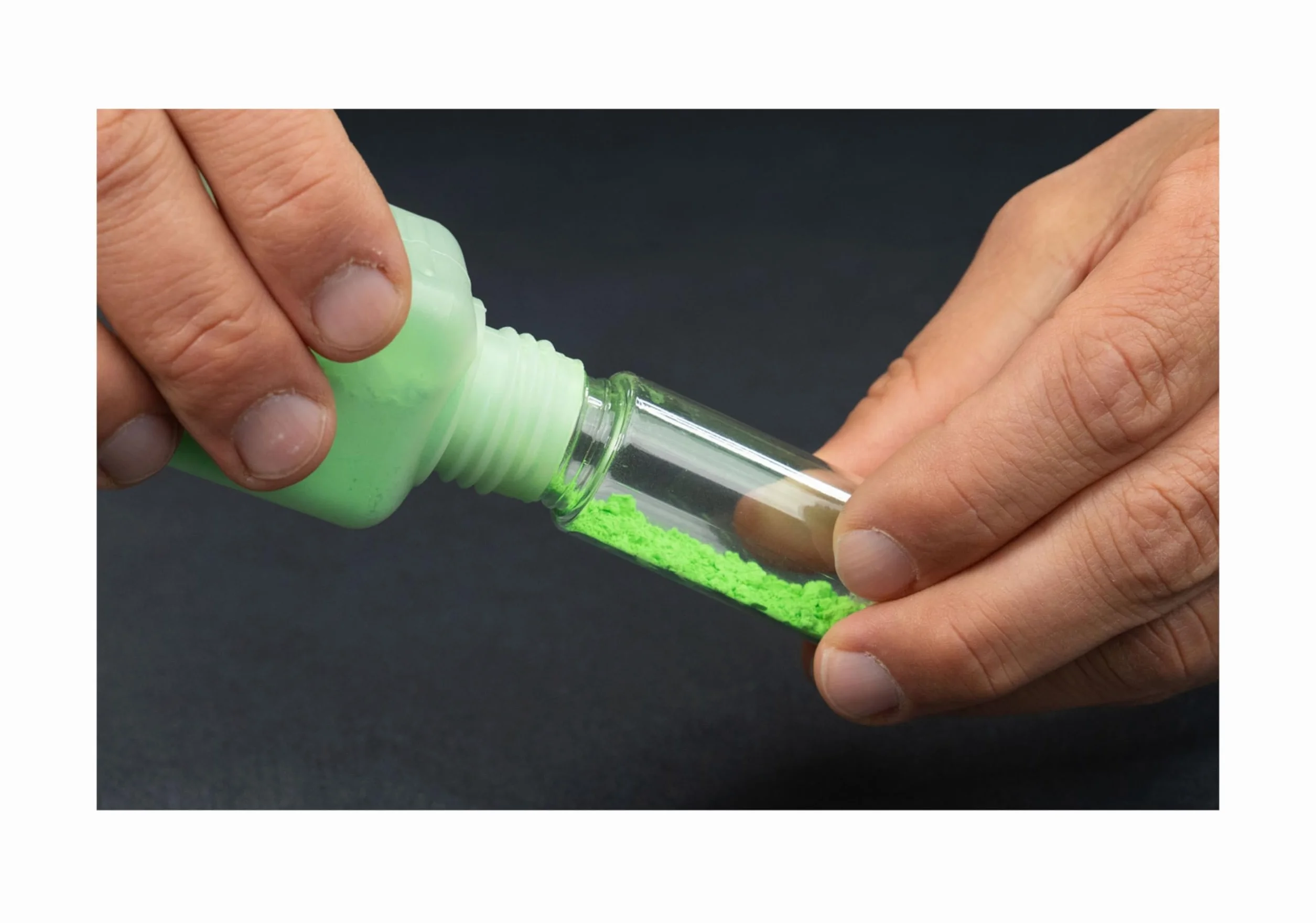 Pica Powder Refill Pack 2030 Zielony | Proszek uzupełniający do Pica Spraymarker Powder 2020 | Fluorescencyjny proszek kredowy | Do 4 500 oznaczeń