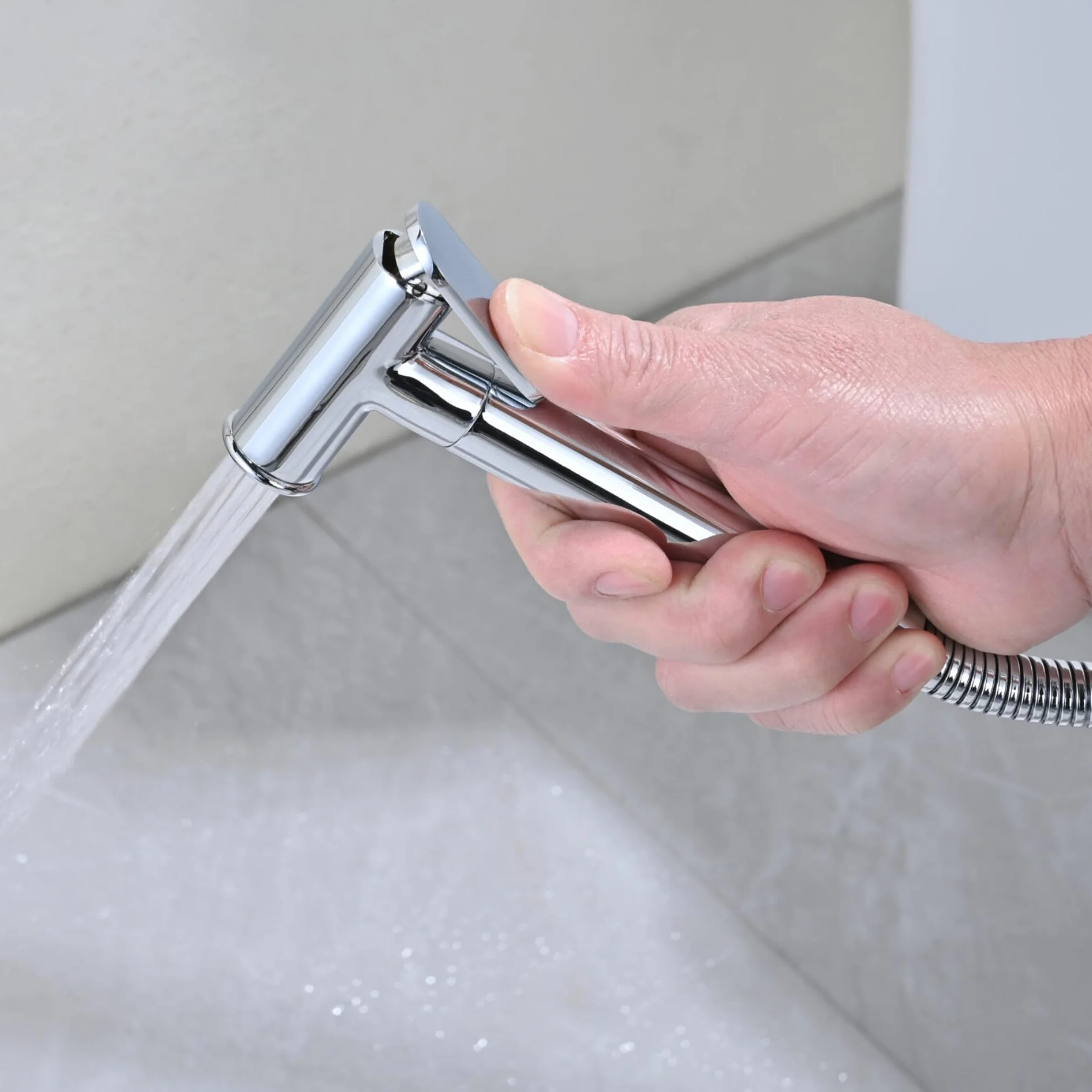 IMEX Bidet bateria do zabudowy do toalety, prysznic bidet, zimna i gorąca woda, higieniczna głowica prysznicowa do toalety bidet, spryskiwacz bidet, zamiennik bidetu, seria monachijska, kolor chrom