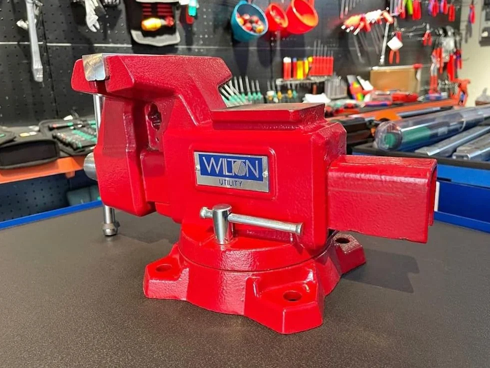 675U, Utility Bench Vise, 5-1/2" Jaw Width, 5" Jaw Opening, 3-1/4" Throat Depth