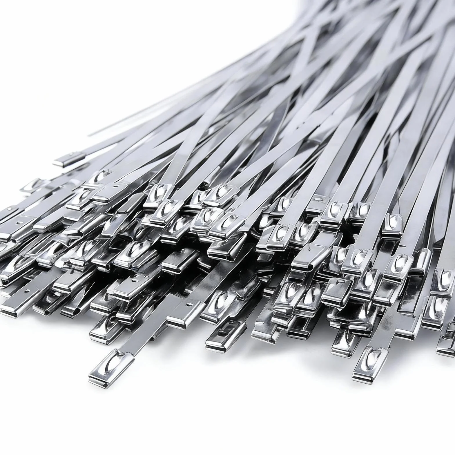 Metalowe opaski zaciskowe z narzędziem 100 sztuk, wytrzymałe, | Do wiązania kabli, owijek wydechowych Do maszyn, wydechów, ogrodzeń, rur, dachów