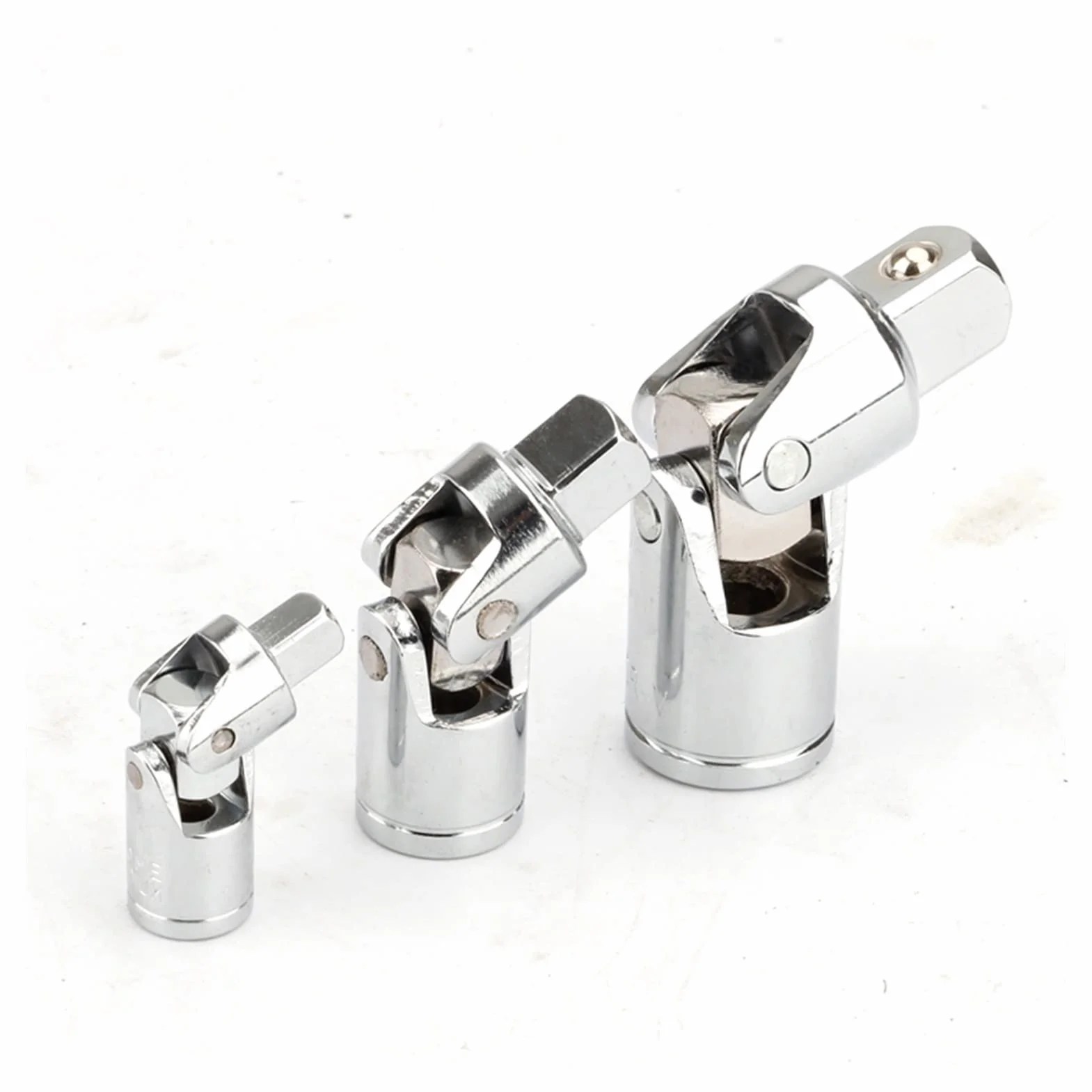 Zestaw uniwersalnych przegubów, klucz nasadowy z grzechotką, adapter, uchwyt wiertarski 1/4" 3/8" 1/2"