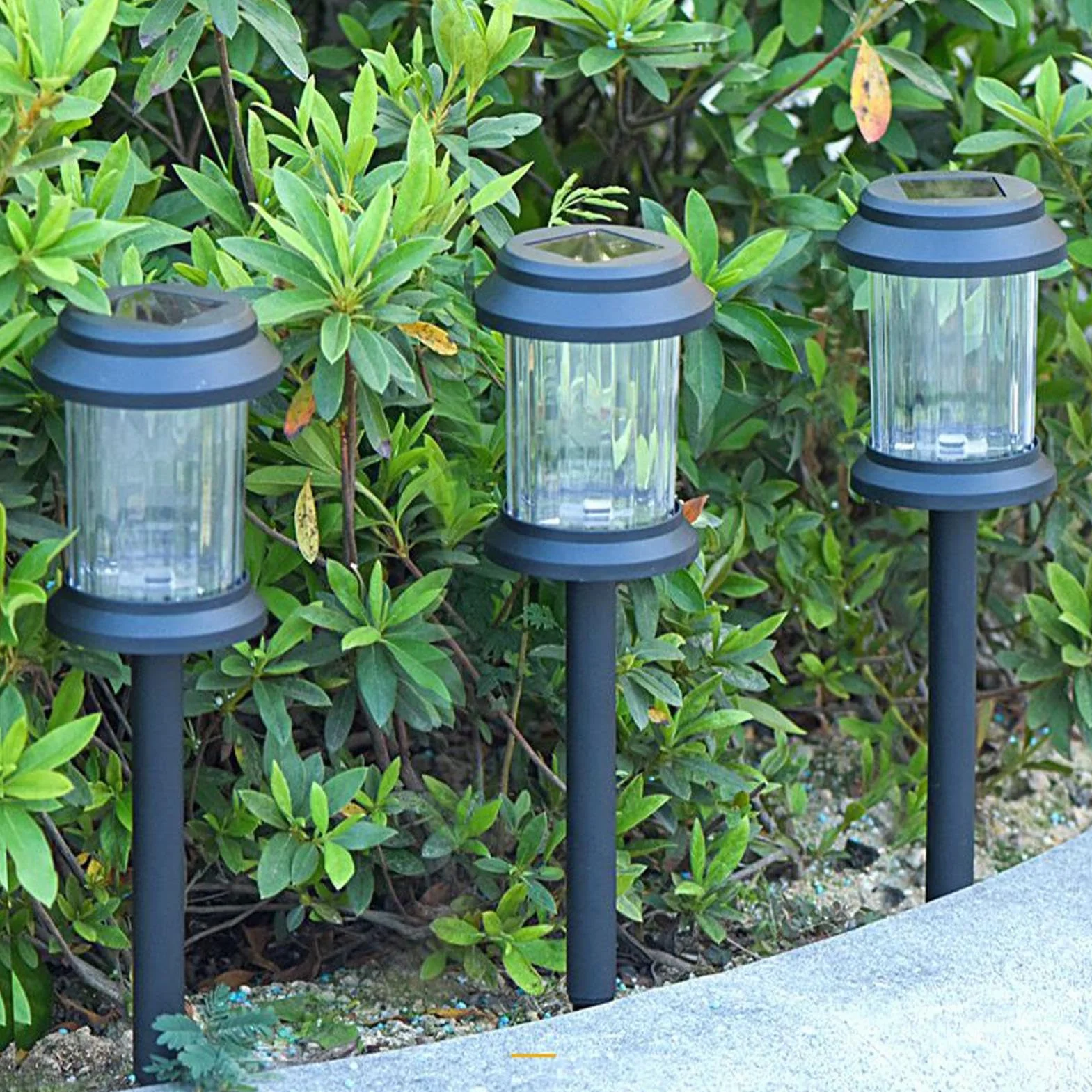Lampy solarne ścieżkowe Zestaw 6 sztuk wodoodpornych lamp dekoracyjnych LED | Solarne lampy ogrodowe zewnętrzne balkon, park, trawnik, tereny, dziedziniec, patio, rabaty kwiatowe