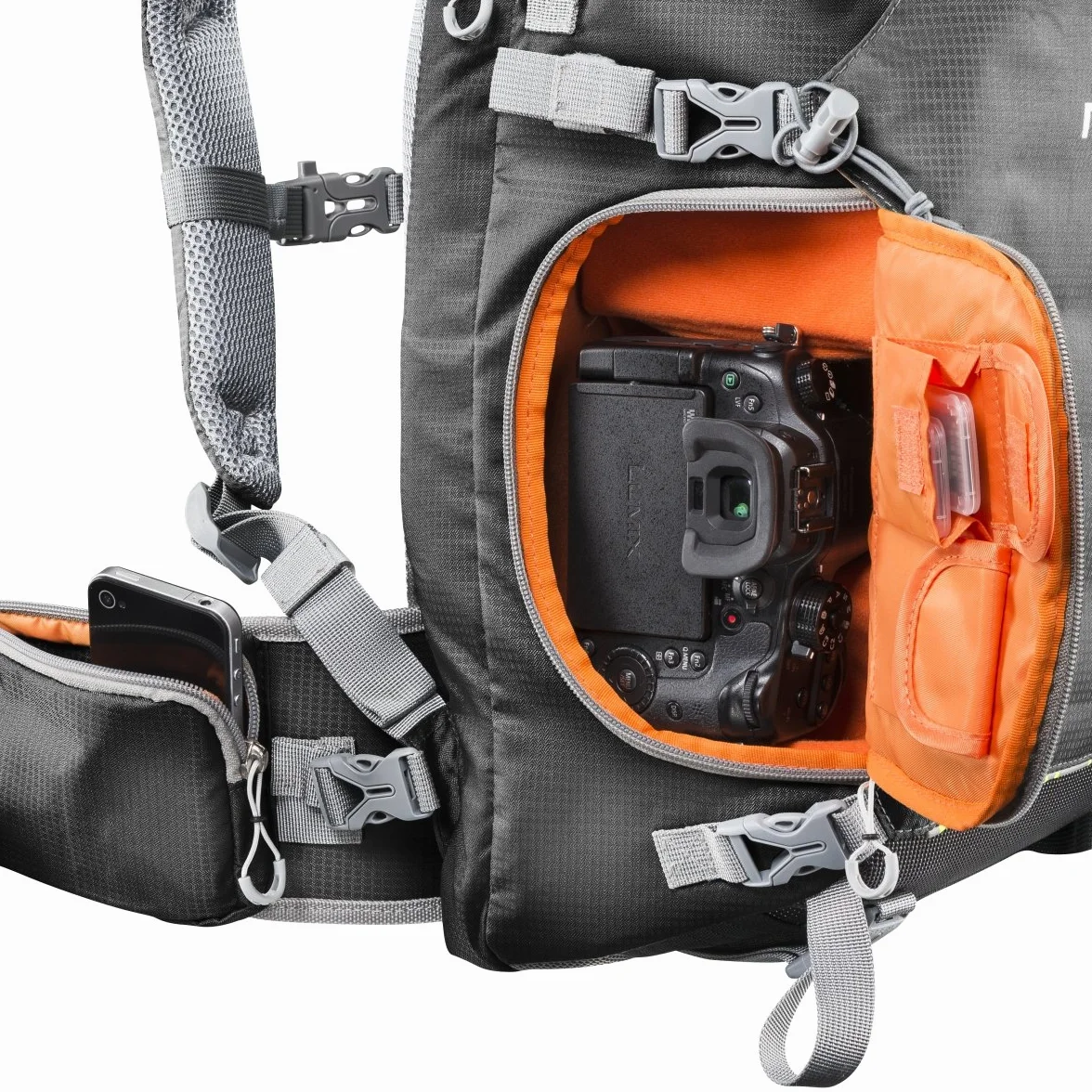 Mantona ElementsPro 30 plecak outdoorowy czarny z osłoną przeciwdeszczową