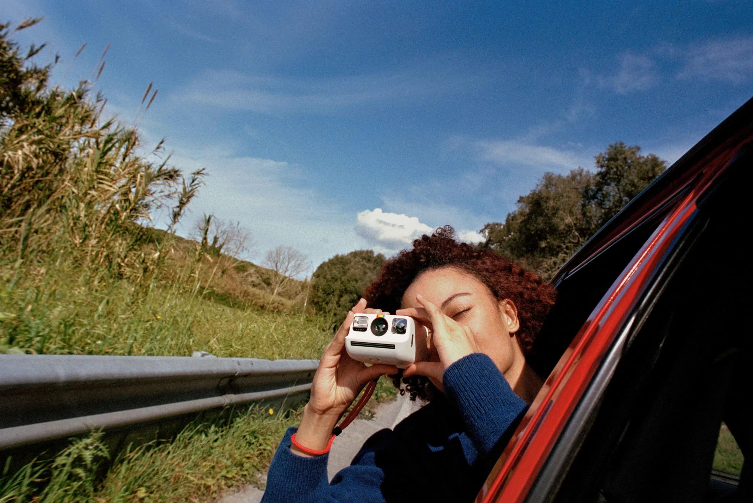 Polaroid Go Generation 2 - natychmiastowa kamera filmowa - niebieska (9147) - kompatybilna tylko z Go Film