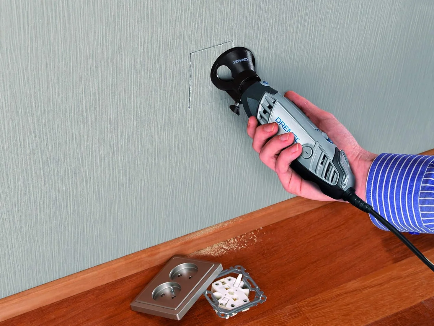 Dremel 565 Wielofunkcyjny zestaw frezów - Zestaw do cięcia do narzędzi wielofunkcyjnych z 1 prowadnicą cięcia i 2 precyzyjnymi ostrzami tnących/frezujących