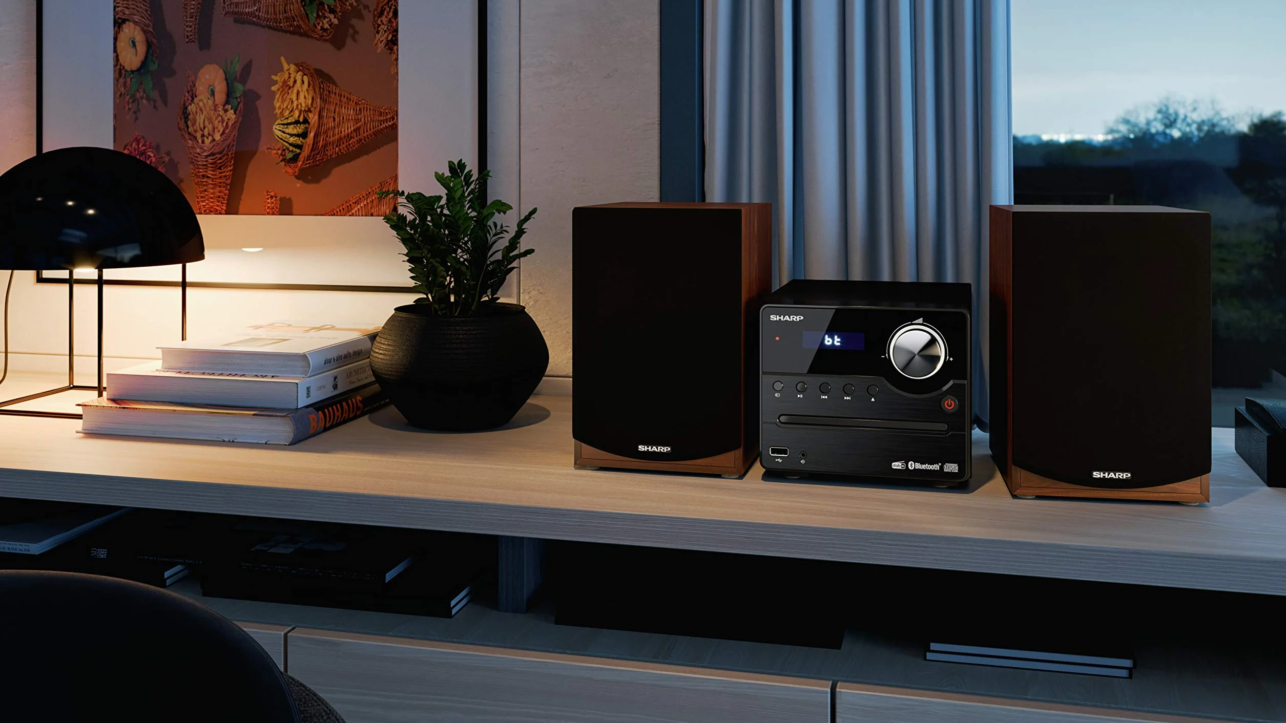 Sharp Mikrowieża Hi-Fi z Tunerem FM i Łącznością Bluetooth