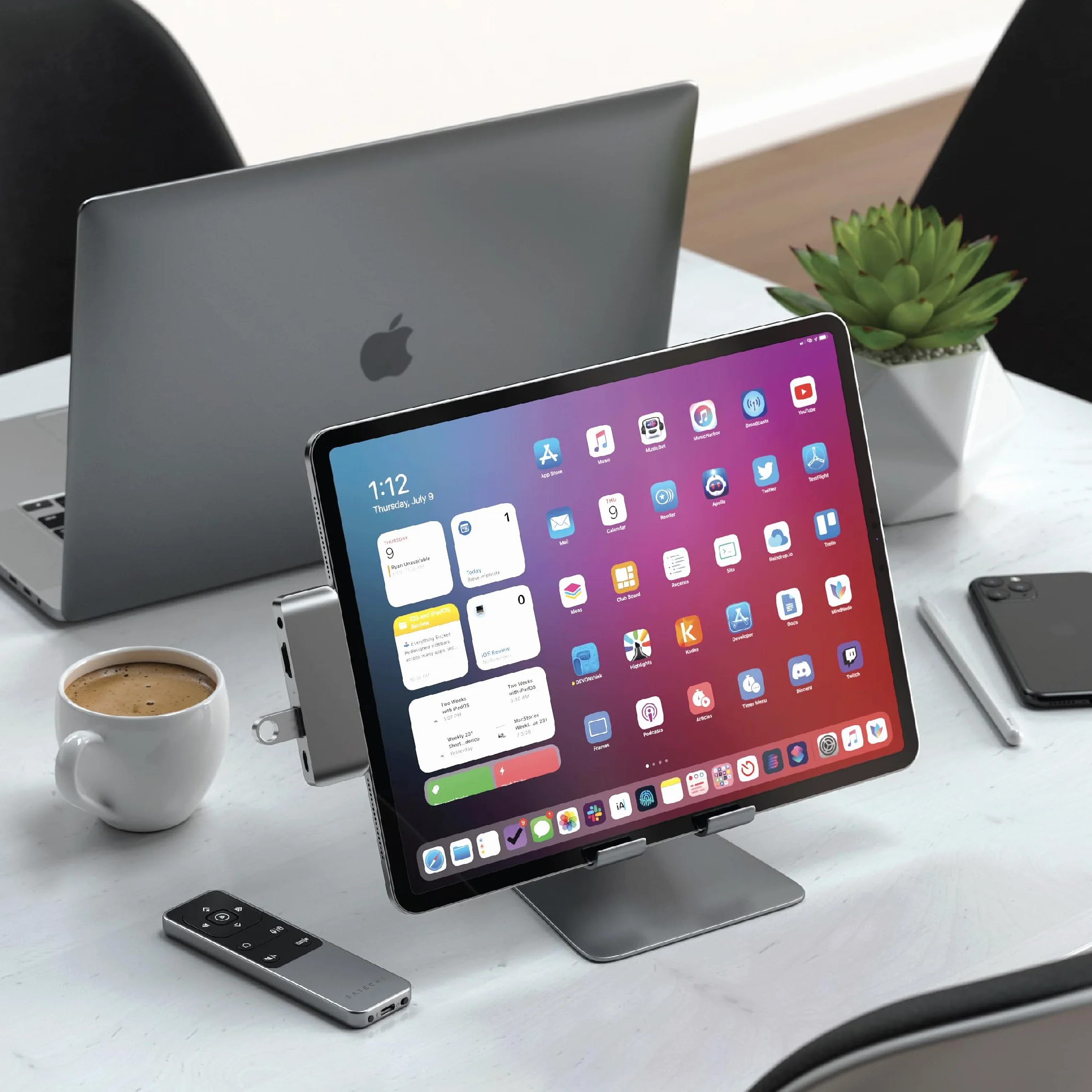 SATECHI Pilot multimedialny Bluetooth R2 USB-C do MacBook Air Pro Neo Mini iPad iMac