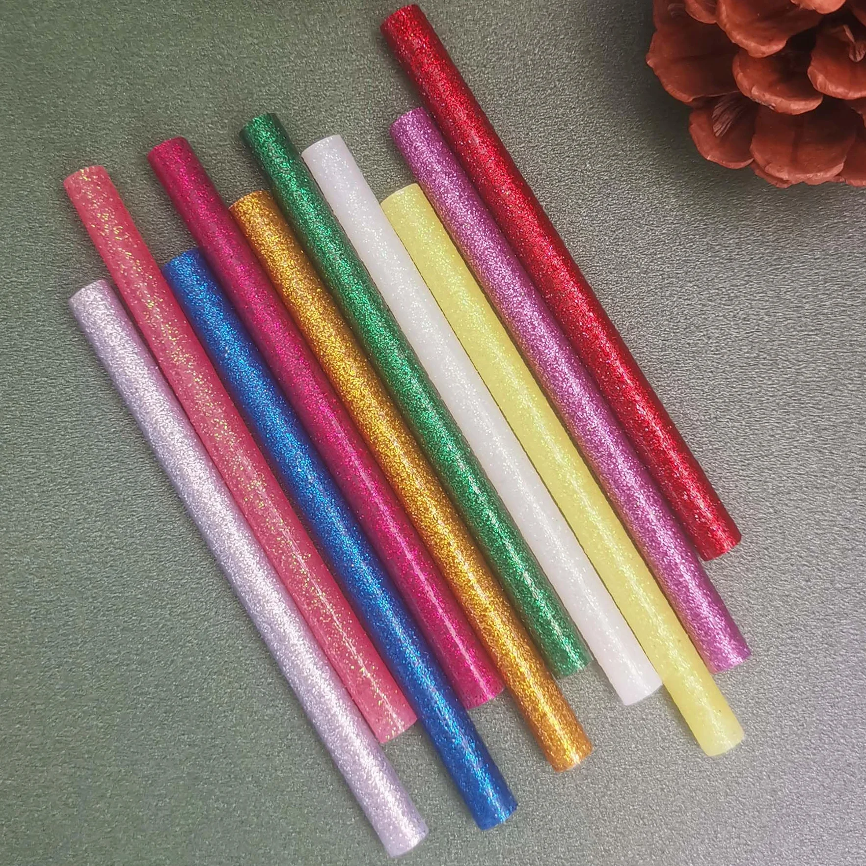 Pałeczki klejowe, do klejenia na gorąco, 100 x 7 mm, wielokolorowe, do pistoletu do klejenia na gorąco, opakowanie: 50 sztuk