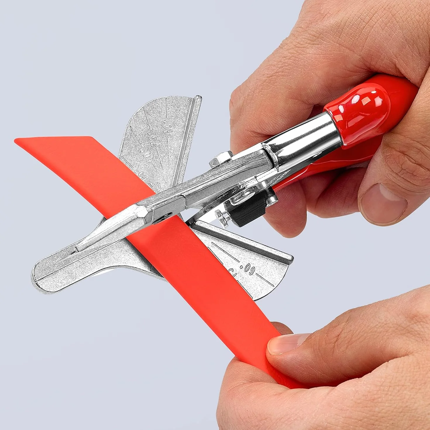 KNIPEX Obcinak uciosowy do profilów z tworzywa sztucznego i uszczelek z gumy chromowany z nasadkami z tworzywa sztucznego 215 mm, 94 35 215