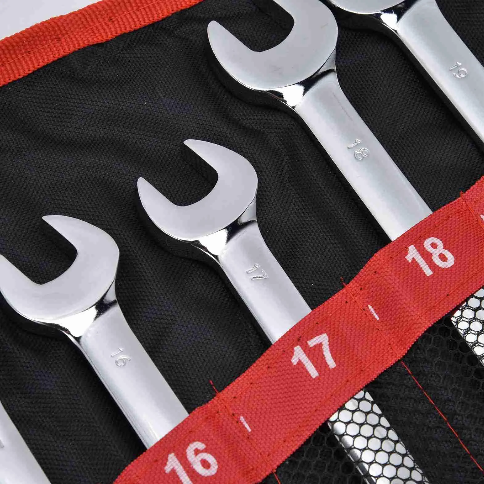 Greensen Zestaw Kluczy Grzechotkowych, Zestaw Narzędzi ze Stali Chromowo-wanadowej w 12 Rozmiarach Metrycznych od 8 do 19 Mm dla Mechaników i Entuzjastów Majsterkowania (ruchoma głowa)