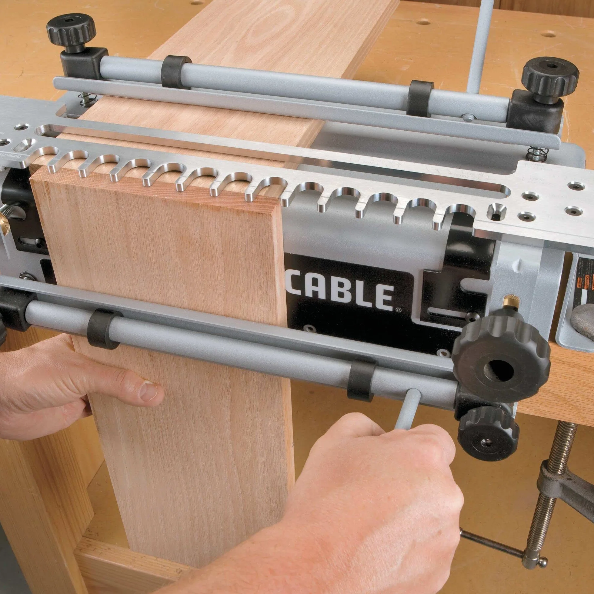 PORTER-CABLE 4216 Super Jig - przyrząd do jaskółczy ogon (4215 z mini zestawem szablonów)