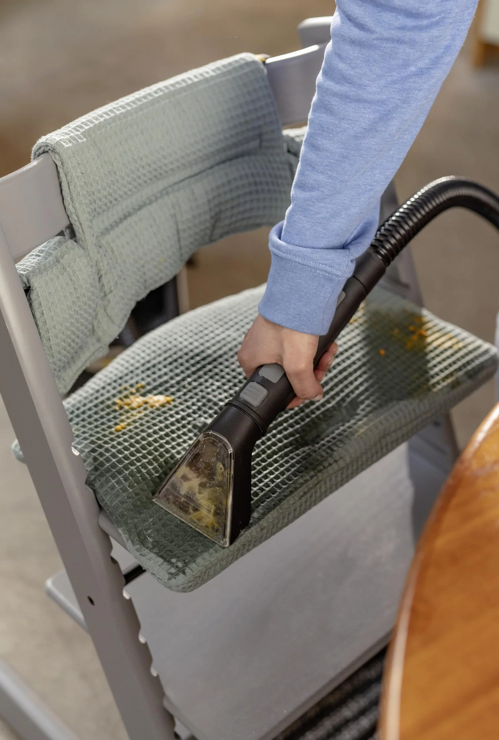 Kärcher SE 3-18 Compact Home odkurzacz piorący akumulatorowy, dodatkowa ssawka do mycia i czyszczenia tapicerki, szerokość robocza 75 mm, funkcja płukania, czyszczenie samochodu, bez akumulatora