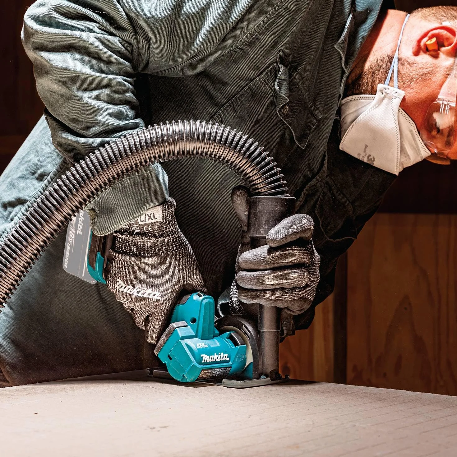 MAKITA DMC300Z Szlifierka kompaktowa 18V LXT 76 mm