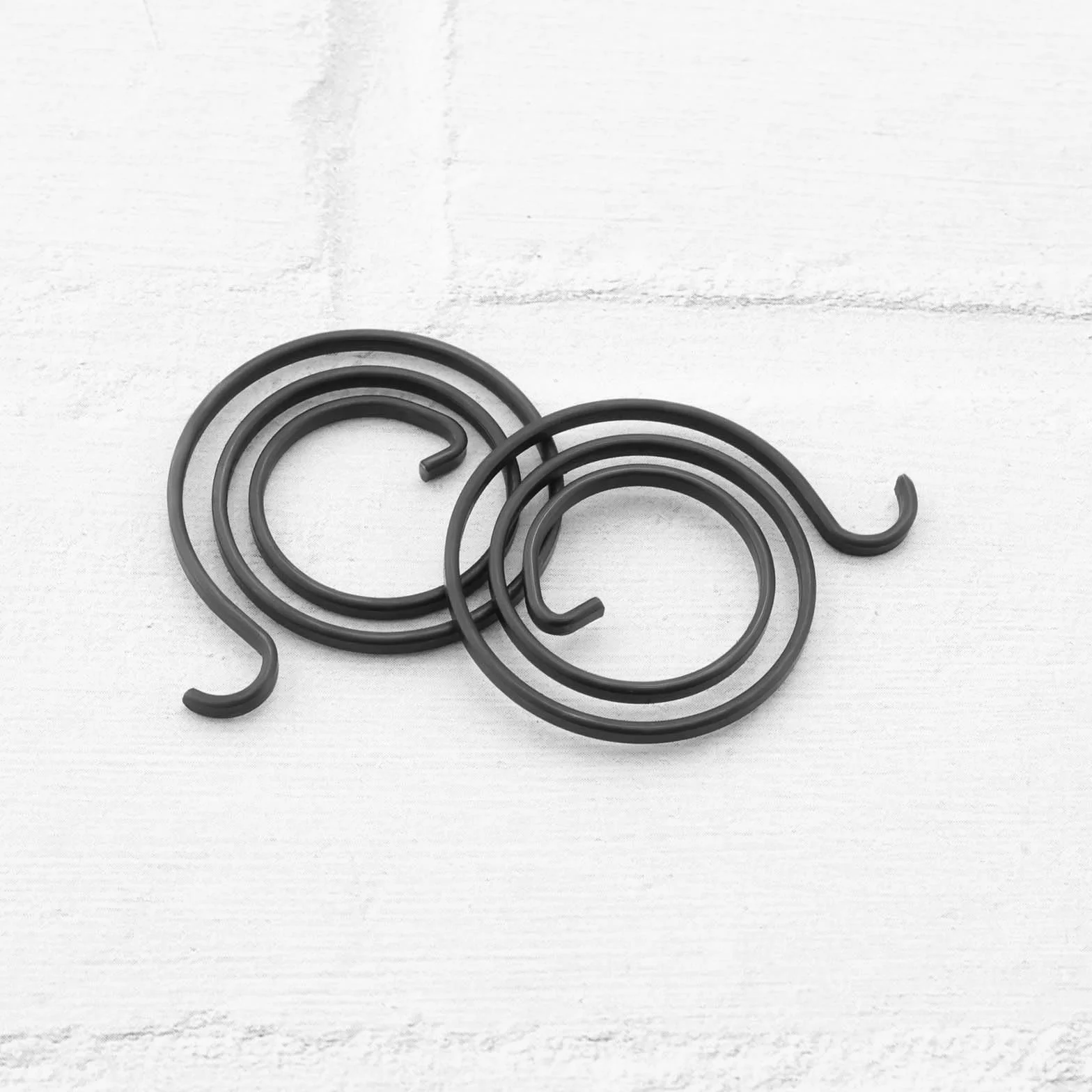 Zestaw naprawczy sprężyn klamek do drzwi, 2,5 cewka obrotowa, grubość 2 mm, średnica 27,5 mm, cewki 1 mm, pierścień zabezpieczający DIY, zestaw klamek do drzwi, czarna powłoka