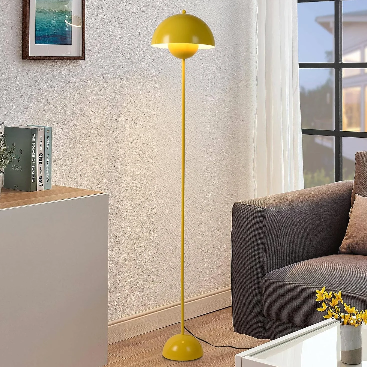 Alpinaluz Lampa podłogowa ze stali z wypukłym abażurem, nowoczesna, nordycka i retro, światło pośrednie, gwint E27, przełącznik nożny, do salonu, sypialni lub jadalni (żółta)