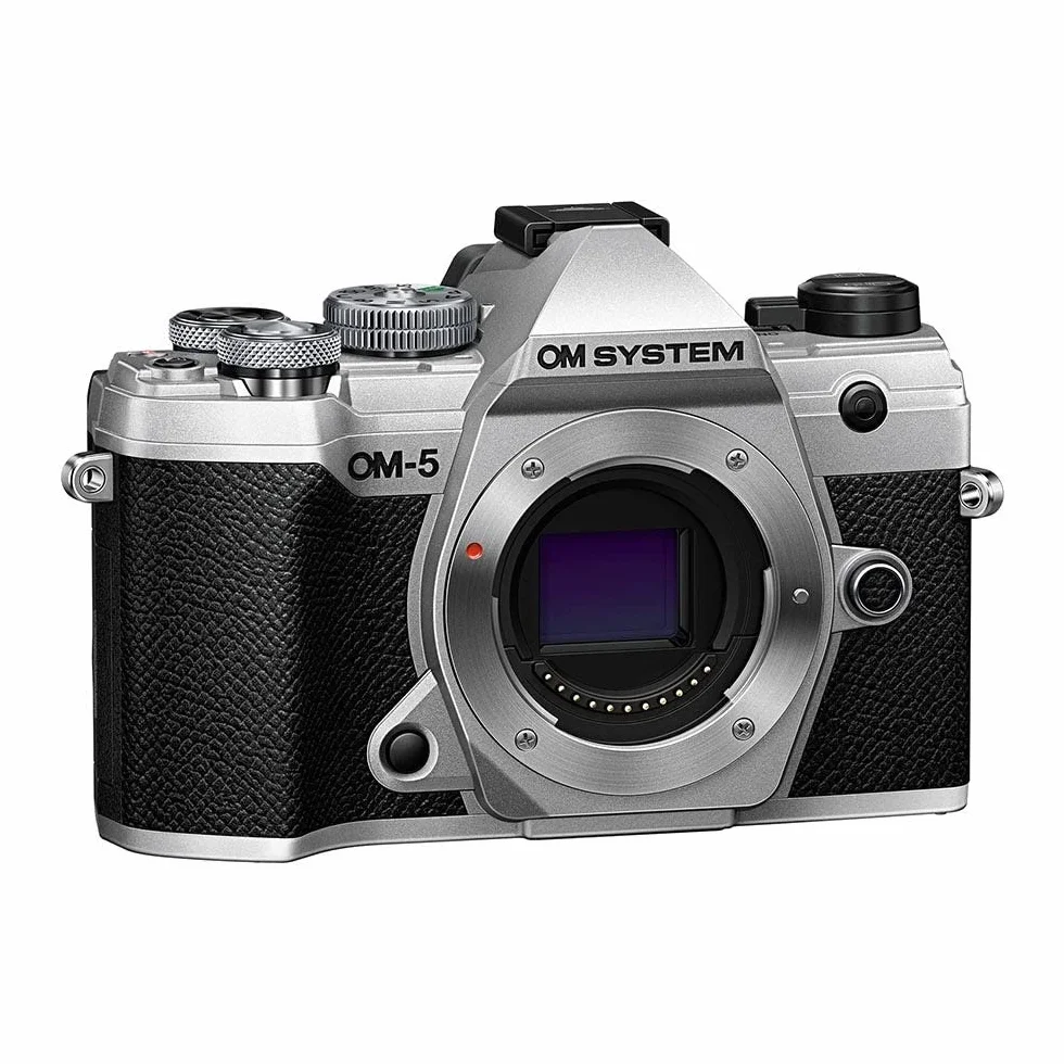 OM SYSTEM OM-5 Aparat Mikro Cztery Trzecie z obiektywem M.Zuiko Digital 14-150mm F4-5.6 II, 20 MP, 5-osiowa stabilizacja, IP53, srebrny/czarny