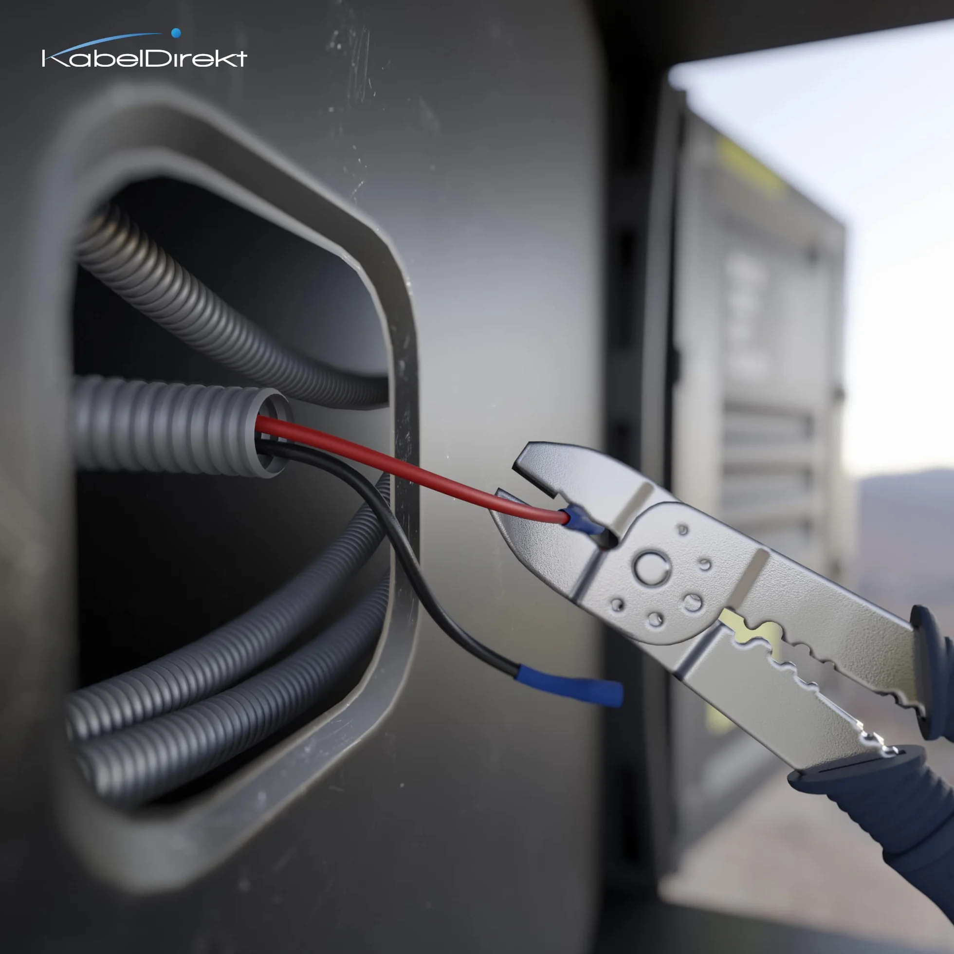 KabelDirekt – Kabel FLRY, kabel samochodowy, zestaw przewodów samochodowych czerwony/czarny z izolacją, 2 × 2,5 mm² – 10 m (do zasilania pokładowego, oświetlenia, przyczep kempingowych, motocykli)