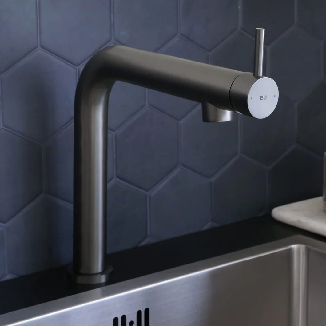Essebagno 9019668 Magic Bateria zlewozmywakowa Gun Metal