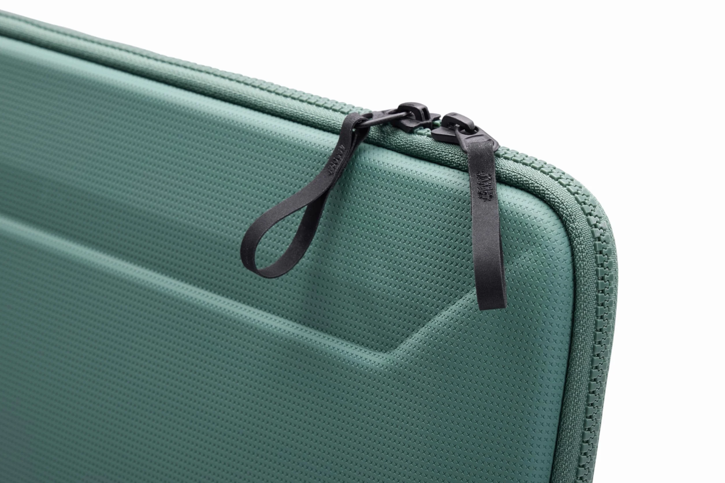 Thule Rękawica do MacBooka 35.6 cm Sztywna ochrona zewnętrzna Wyściełane wnętrze