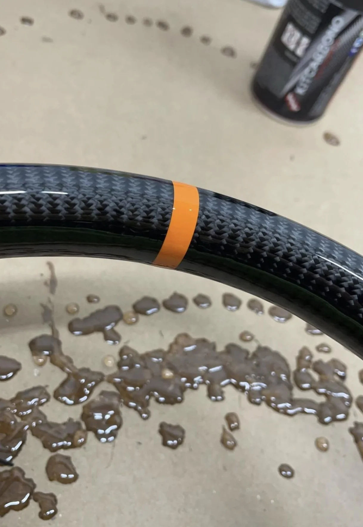 Kitcarbon 750 GR PROFESJONALNA PRZEZROCZYSTA żywica epoksydowa do majsterkowania, drewna, rzemiosła, biżuterii, grafiki, podłogi, modelowania, stołów, kreacji artystycznych, powłok ochronnych, włókna
