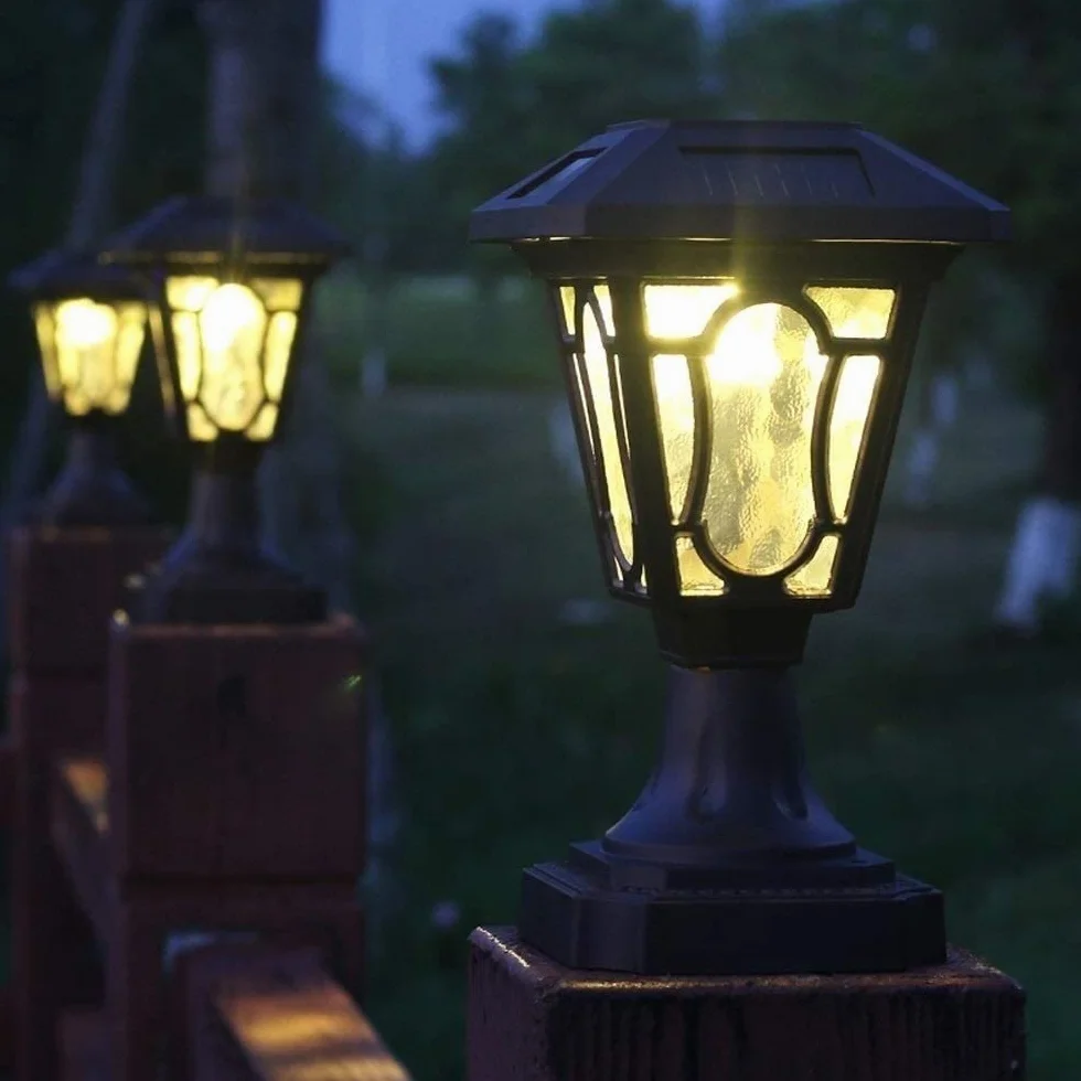 Światła słupkowe zewnętrzne oświetlenie ogrodowe oświetlenie tarasu vintage kolumna solarna reflektor wodoodporna ściana ogrodowa zewnętrzna LED jasne oświetlenie ścienne europejski ogród oświetlenie