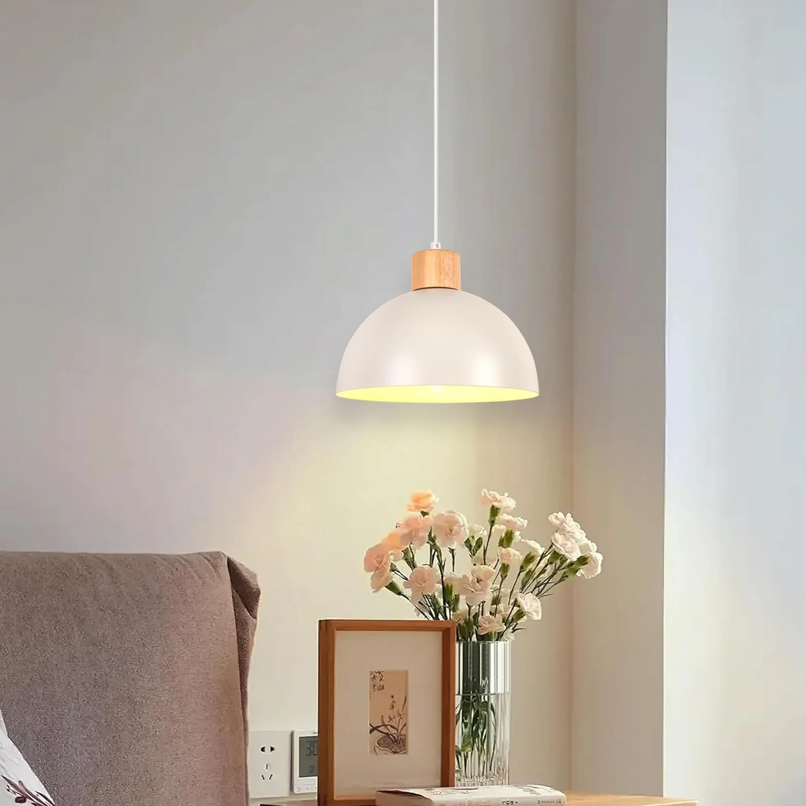 iDEGU Zestaw 2 żyrandoli wiszących w stylu retro, nowoczesny styl, półokrąg, lampa sufitowa E27, drewniana metalowa lampa wisząca do jadalni, kuchni, salonu, sypialni, Ø 25 cm (biały)