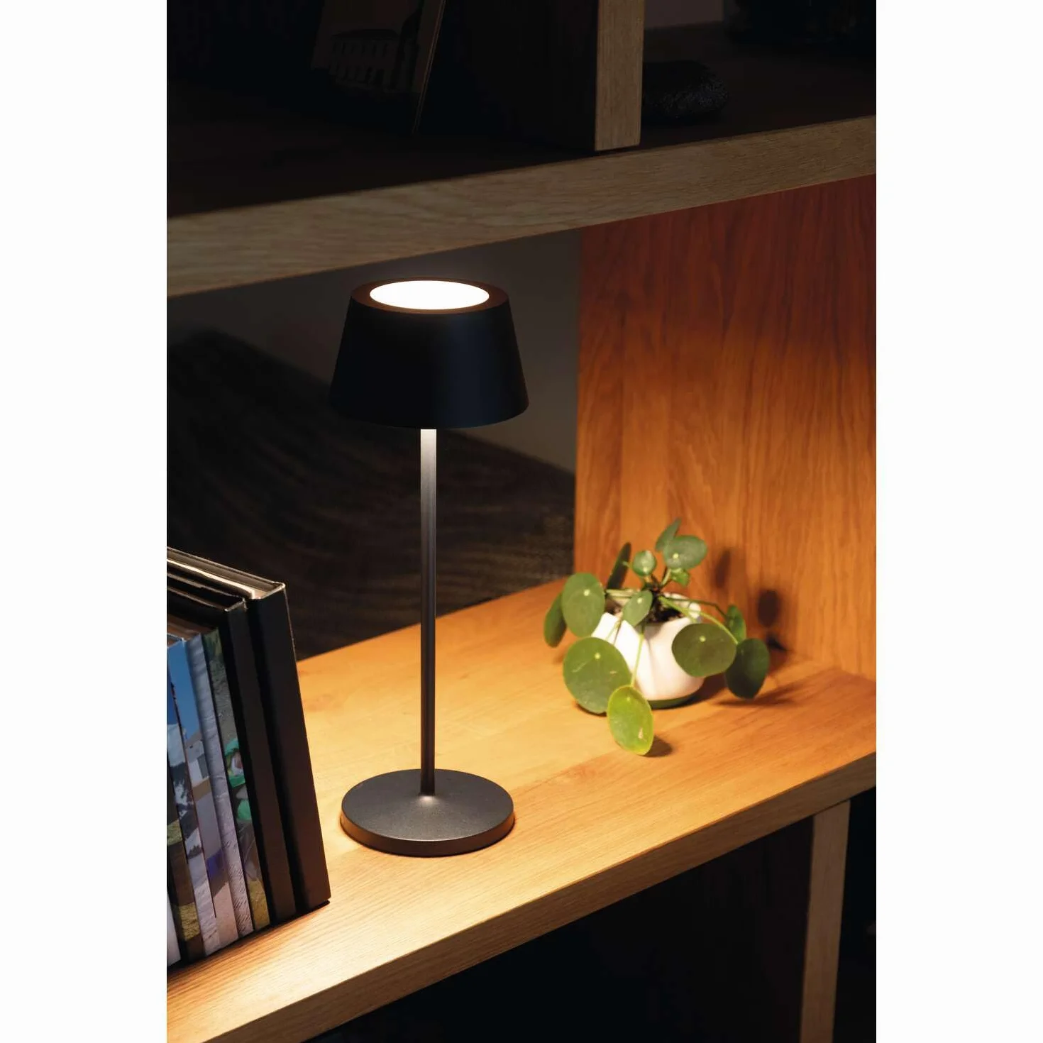 MAUL Lampa akumulatorowa MAULnina antracytowa LED bez kabla | ciepłe światło 2700 K, płynne ściemnianie, obsługa dotykowa, ładowanie USB-C, IP54 na balkon, do 10 h pracy