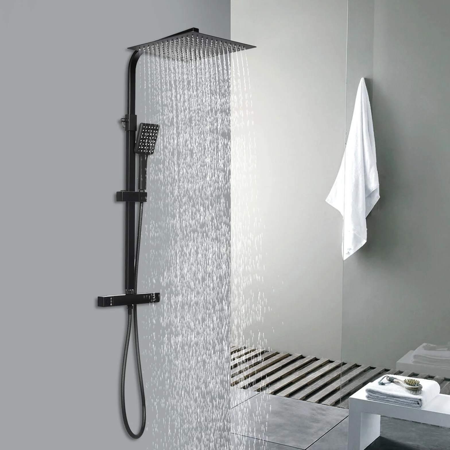 Termostat obracany o 360°, montaż ścienny, system prysznicowy, czarny, deszczownica 30 x 30 cm i słuchawka prysznicowa, ochrona przed oparzeniem 38°C, zawór ceramiczny, regulacja wysokości 70-105 cm