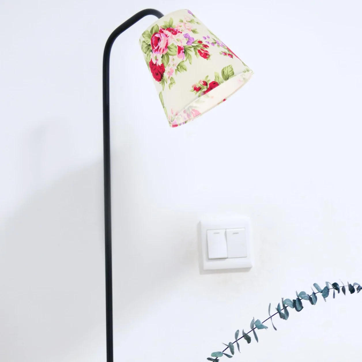 Generic Abażur z materiału z kwiatowym wzorem do lamp E27, E14, uniwersalny abażur, akcesoria do lamp kryształowych i kinkietów, osłona światła dla ochrony oczu 14 x 15 x 3,5 cala