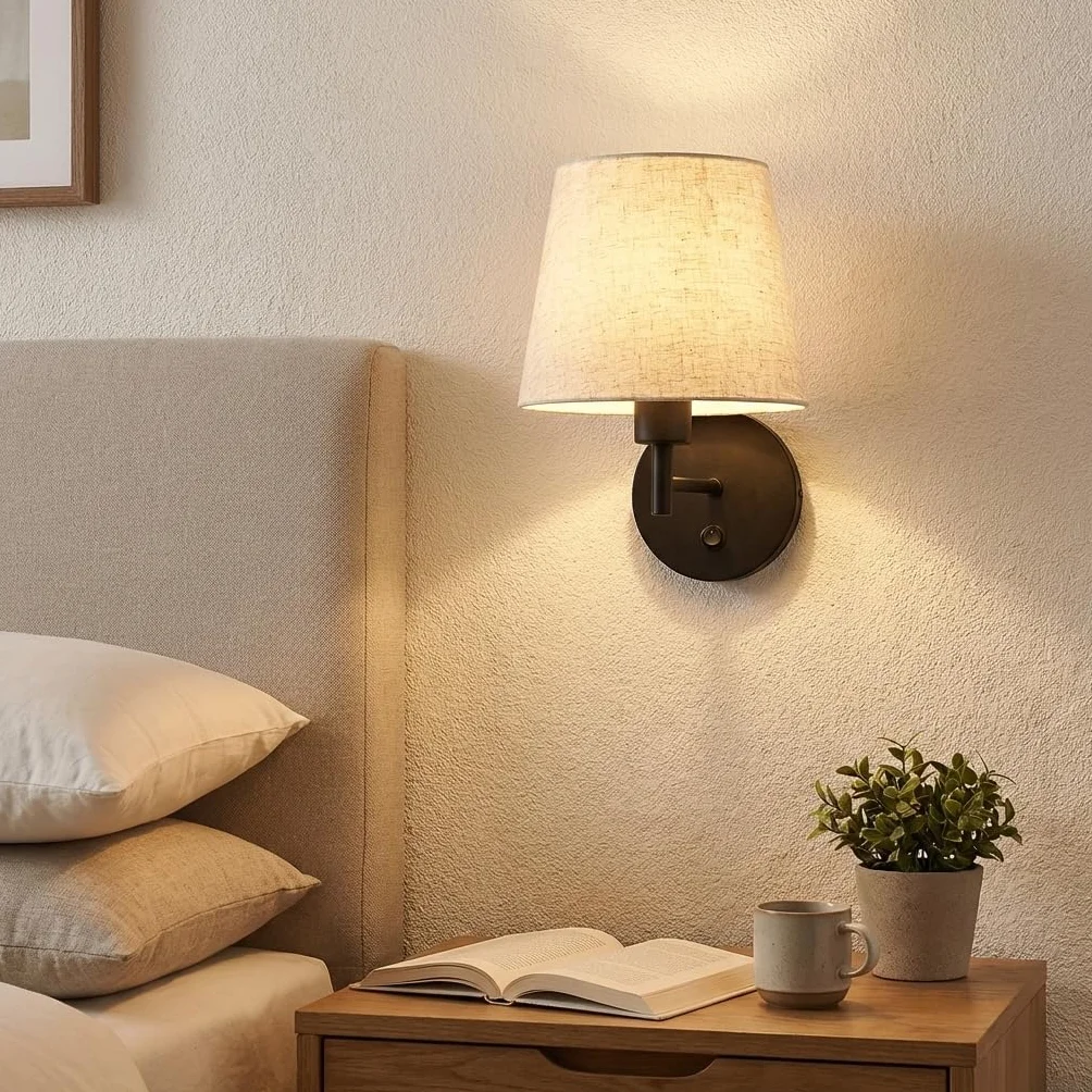 BARCELONA LED Kinkiet Ścienny z Abażurem z Lnu Beżowym i Metalową Czarną Konstrukcją, Wbudowany Włącznik, Lampa do Czytania do Sypialni, Biura, Korytarza, Schodów, Salonu
