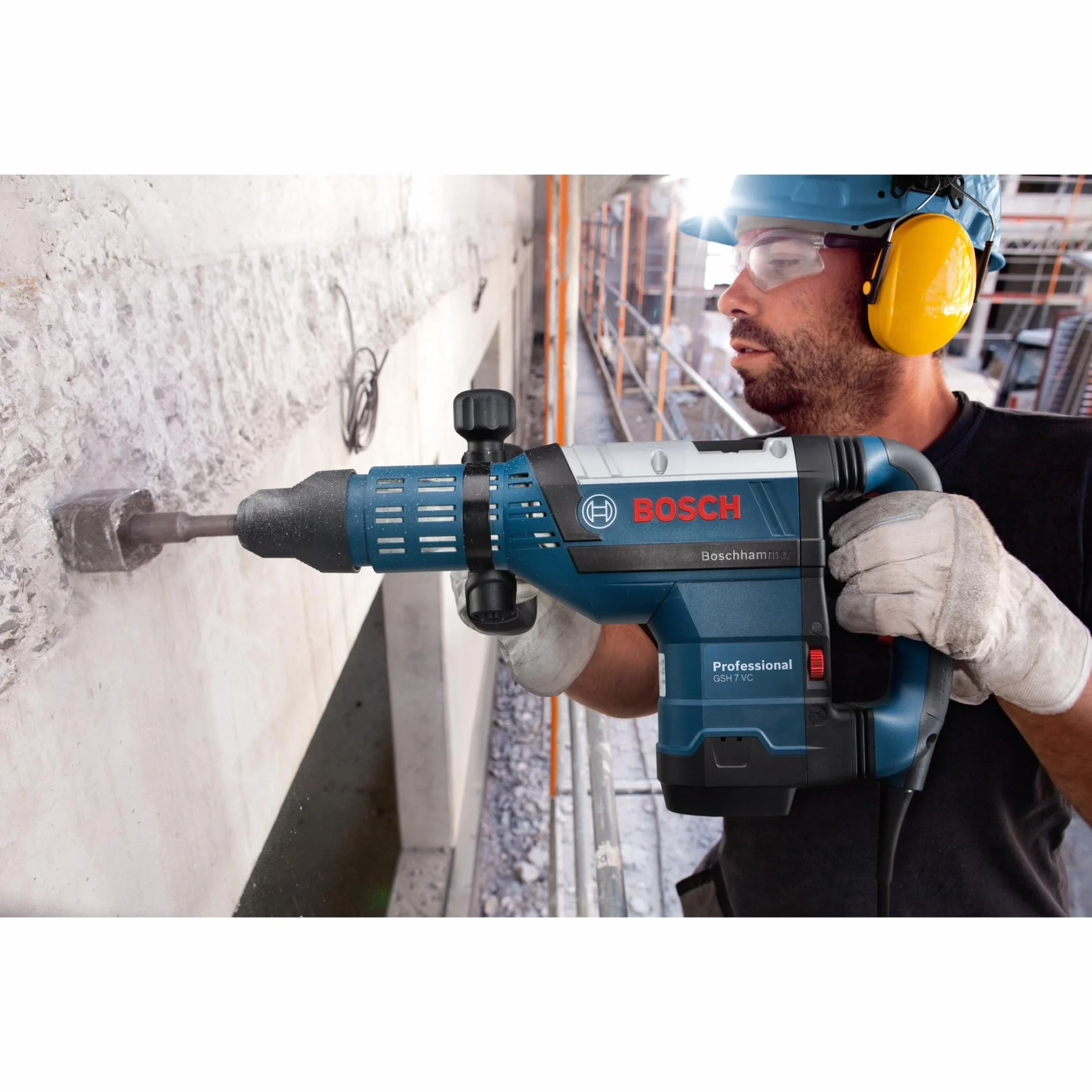 Bosch Professional: młot udarowy GSH 7 VC (rękojeść dodatkowa, szpicak, smar w tubie, walizka)