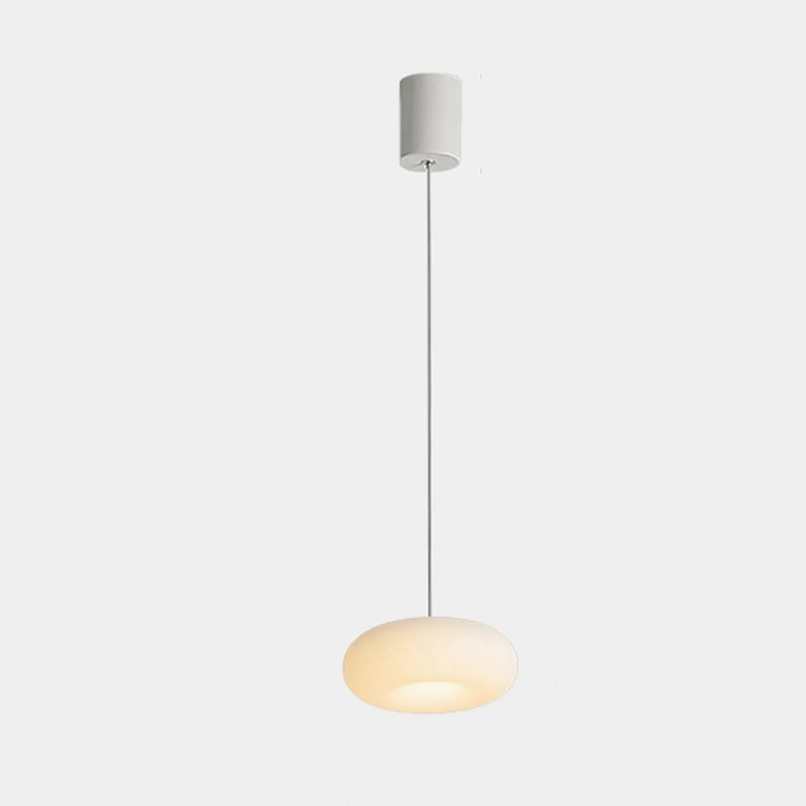 Lekka, luksusowa i prosta lampa wisząca do gabinetu wykonana z metalu i plastiku. Kreatywna lampa wisząca przy łóżku, biała, do sypialni, odpowiednia do sklepów odzieżowych i pokoi.