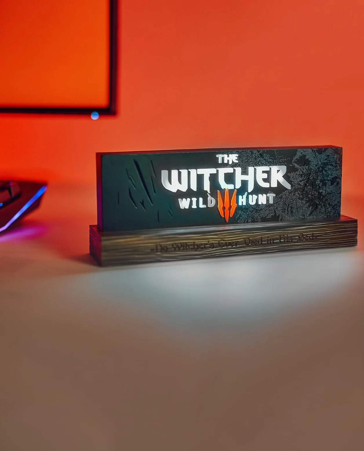 LAMPE LED WITCHER WILD HUNT